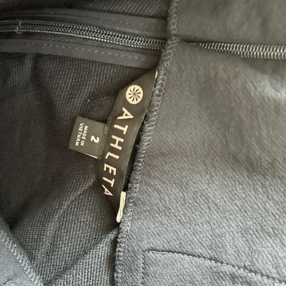 Cropped Pant - Picture 2 of 3